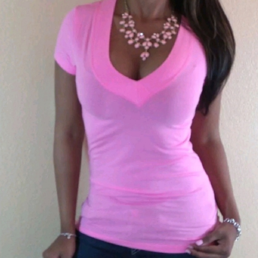 Sexy pink vneck stretchy short sleeve shirt top